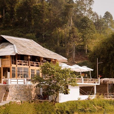 Le Chalet Homestay Bac Ha  Extérieur photo