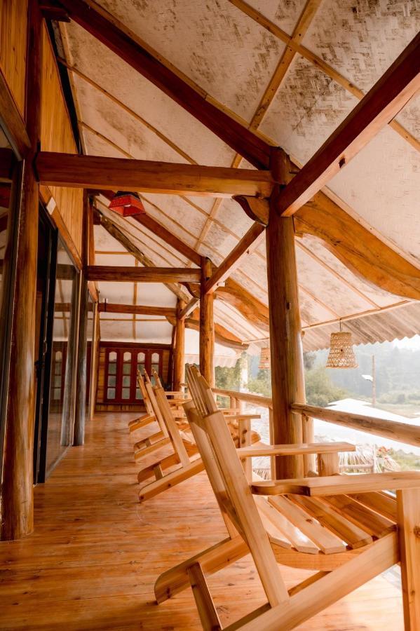 Le Chalet Homestay Bac Ha  Extérieur photo